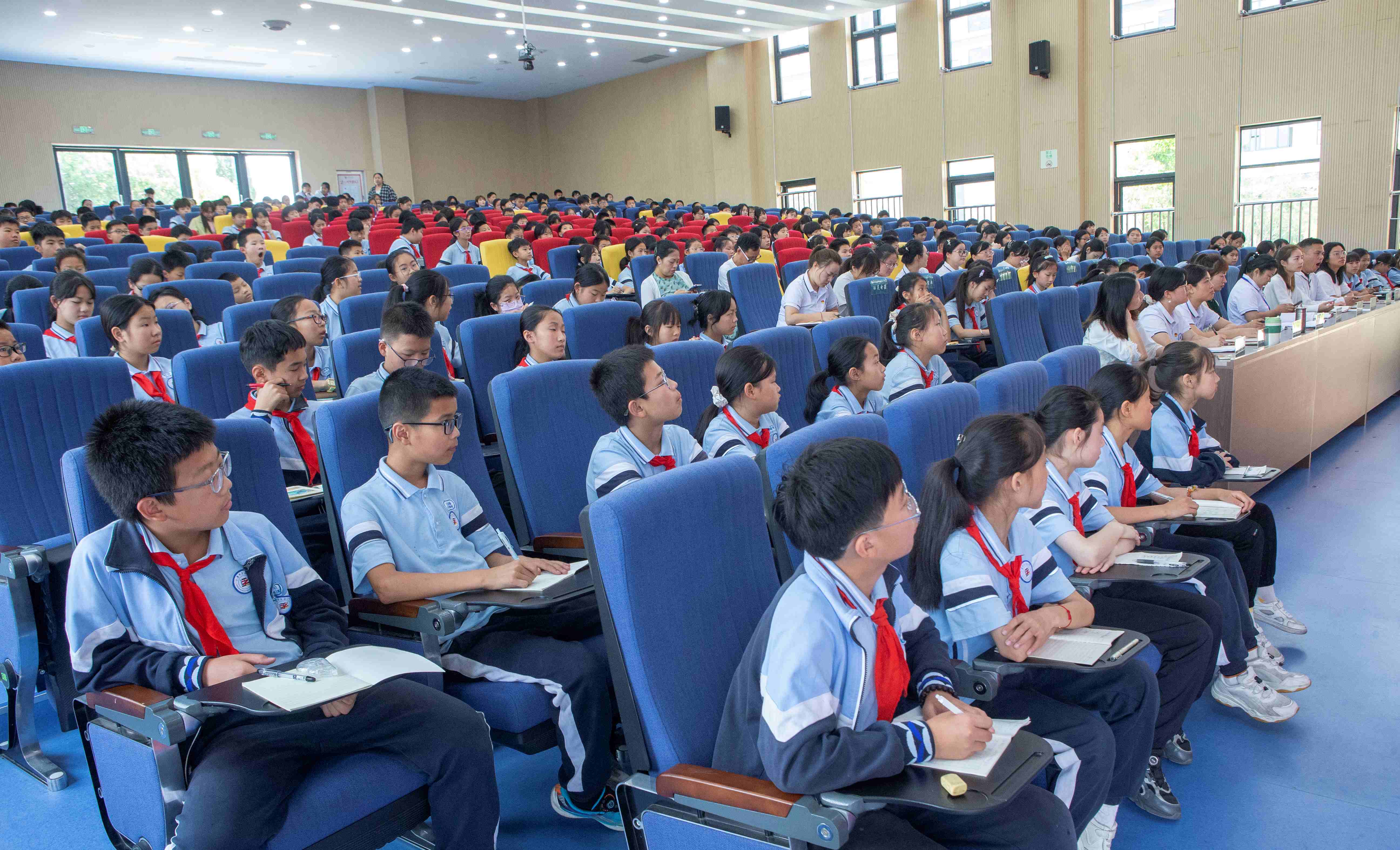 1748592671934626.jpg 4.jpg