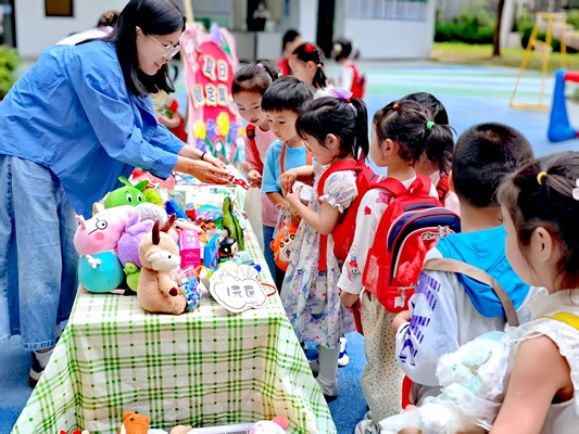 江陵街道淞山社区 爱在“义”起，心愿“童”行2.png