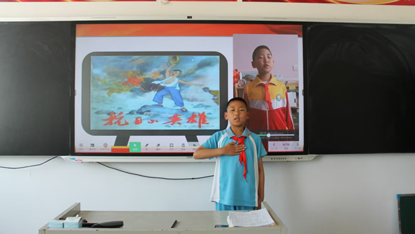 1750038755373185.jpg 元宝山区马蹄营子小学“红领巾相约红色中国梦”活动照片5_副本.jpg