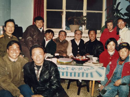 1750127735181587.jpg b090c4f06a2c69f2b16eec8ae7656e9.jpg