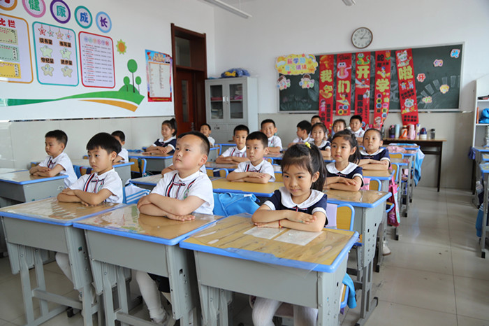 1750385847180990.jpg 0D53AFB752507F3F38610ED729BDD125.jpg