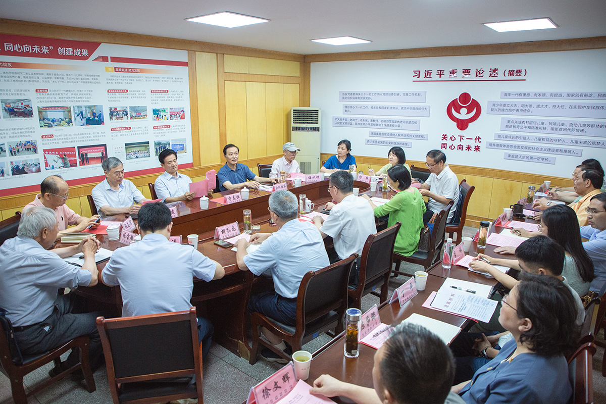 1751017801588965.png 市税务局调研.png