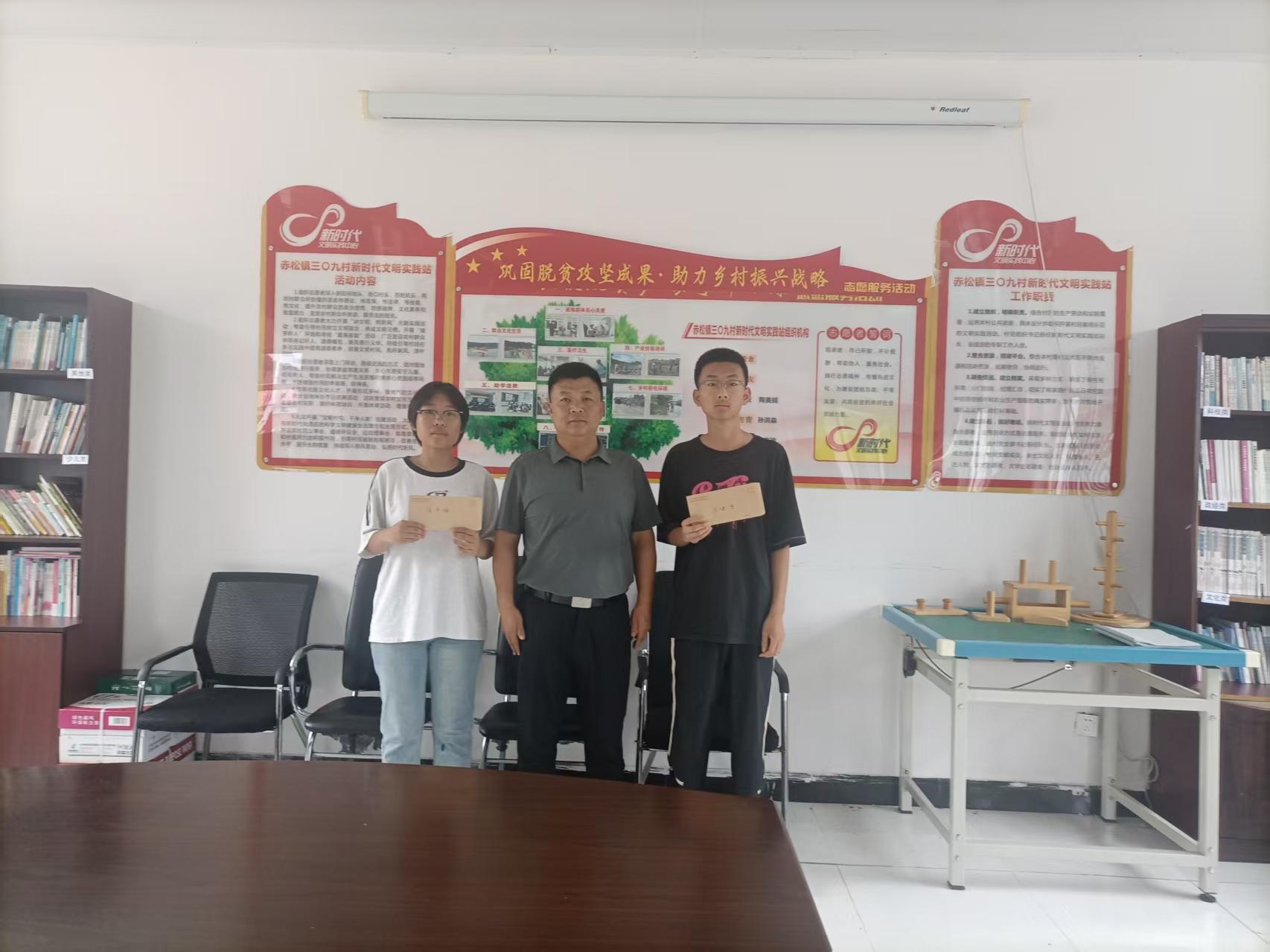 1754553118860993.jpg 68a2d74191d4802d8b980344be76257.jpg