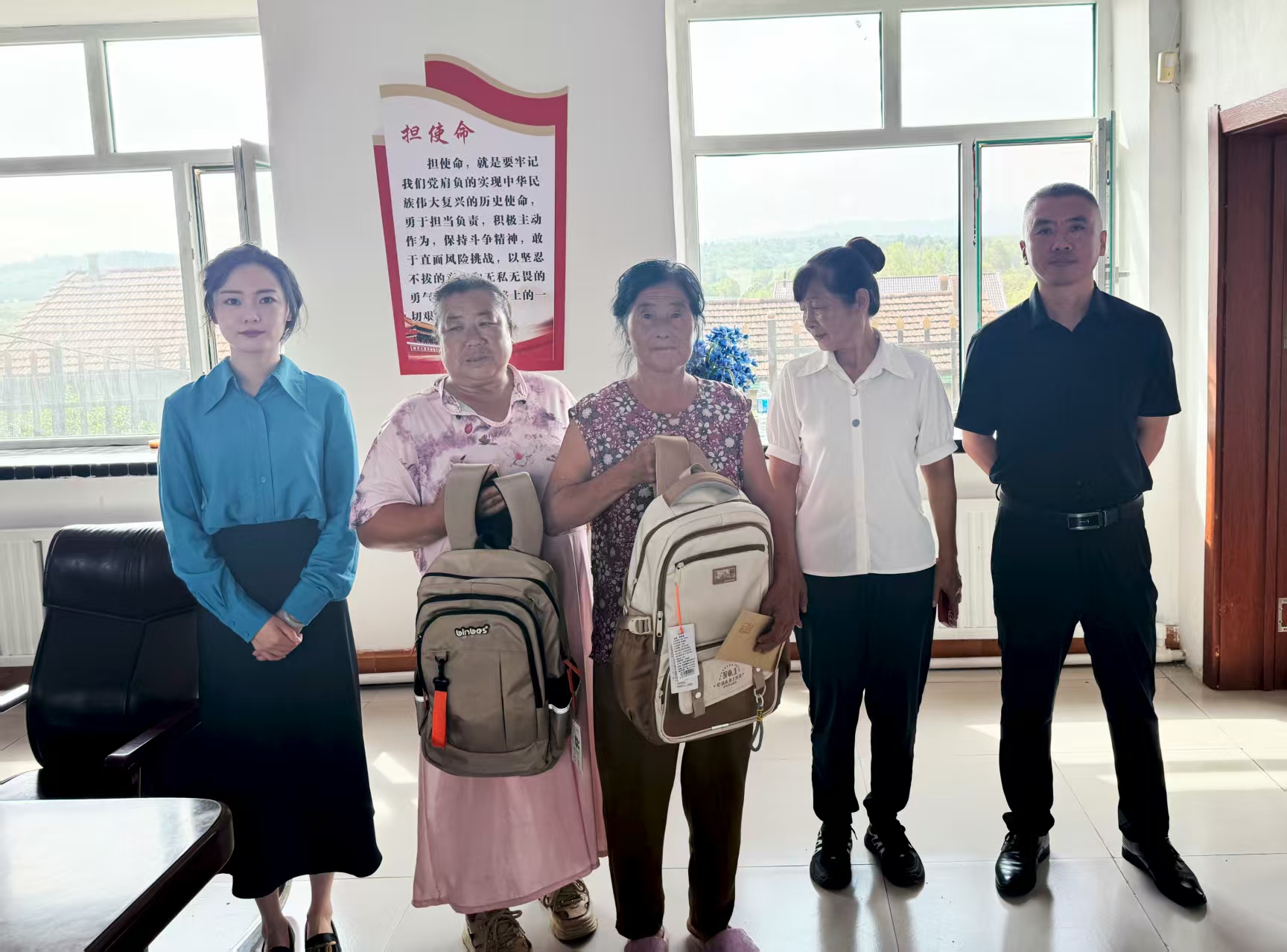 1755951107872007.jpg 龙泉镇.jpg