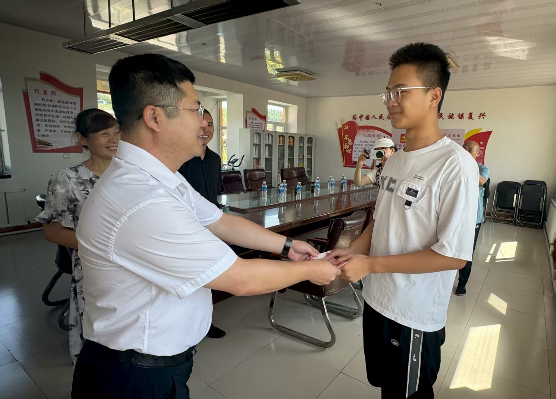 1756282778209708.jpg 2.jpg