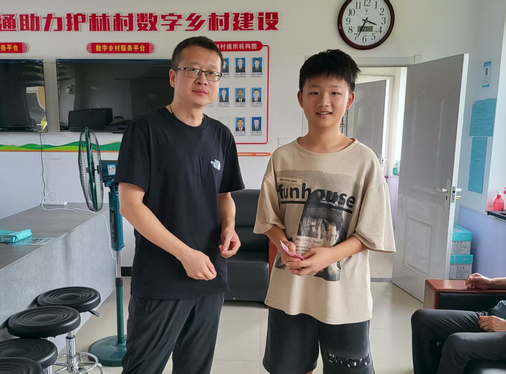 1756283418105601.jpg 119346644c62c47aa59d39d8d5a9fb2f.jpg