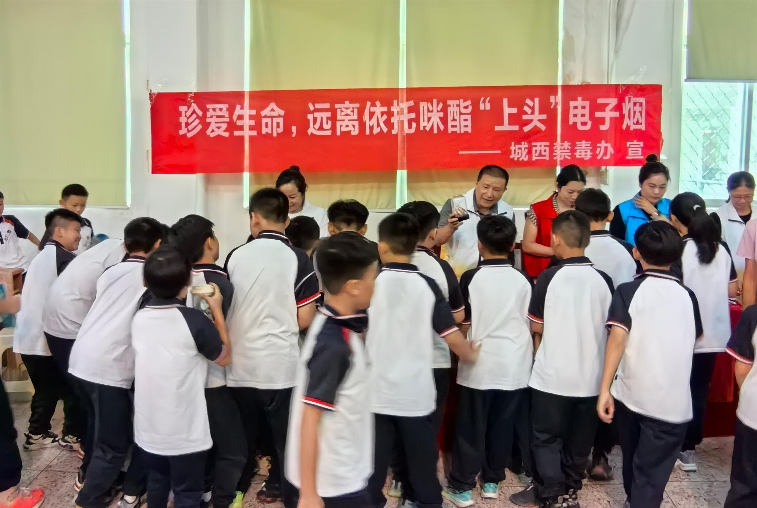 1757508314403922.jpg 4.jpg