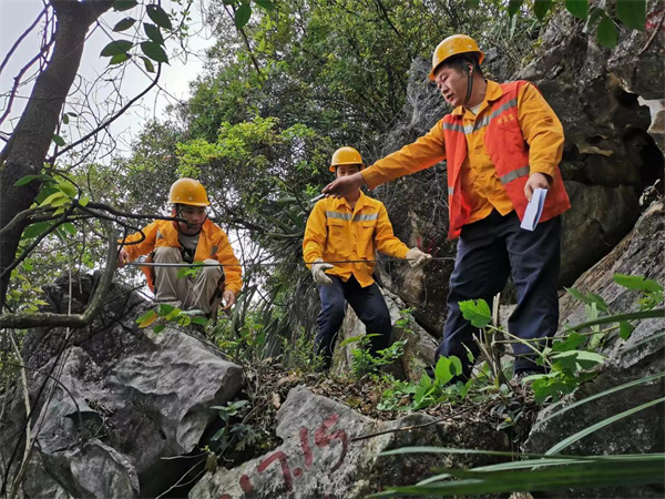 1757676725721779.jpg 0.jpg