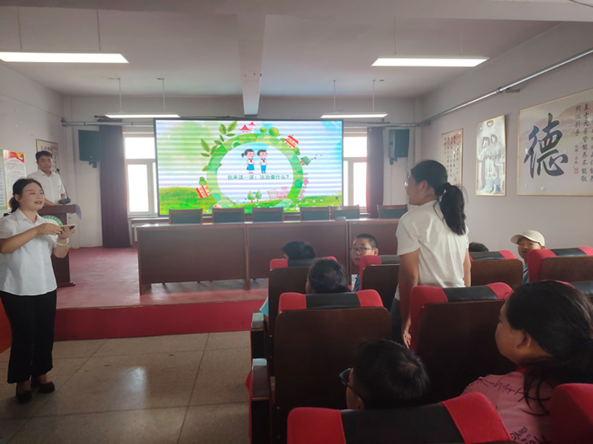 1757901290876037.jpg 元宝山区平庄镇开学法治第一课照片3_副本.jpg