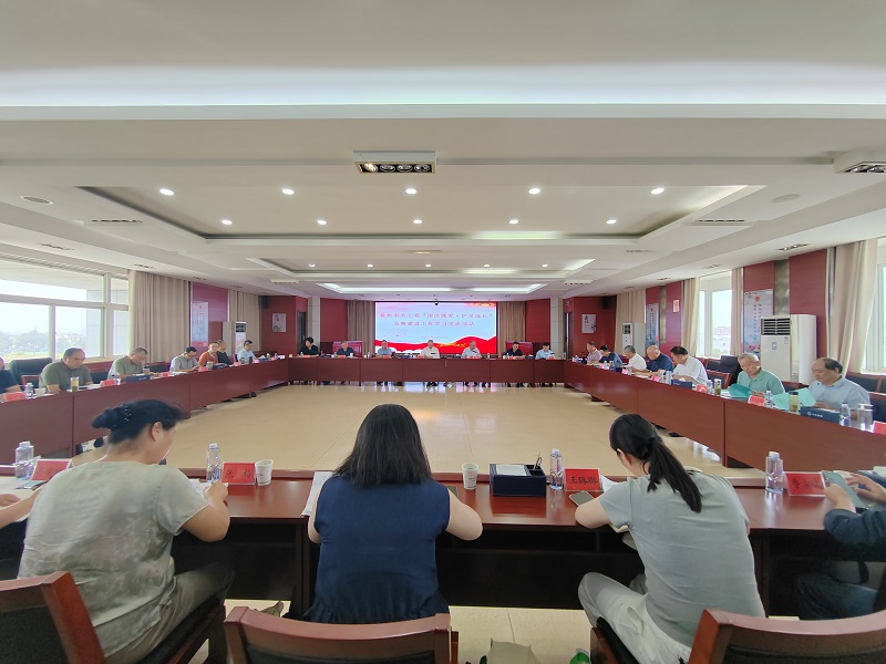 1758095029832374.jpg 市关工委“用法施爱·护苗成长”品牌建设工作学习交流活动在定远举行 (3).jpg