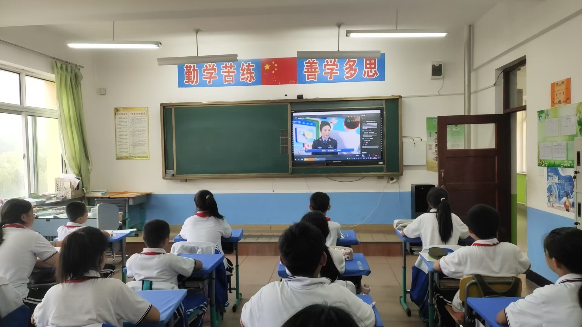 1758118807173094.jpg 露河校2.jpg