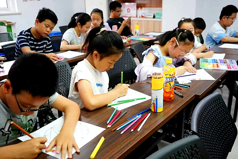 1758172228958119.jpg 江苏省南京市玄武区梅园新村街道大行宫社区:打造主题空间,赋能青少年成长(3).jpg