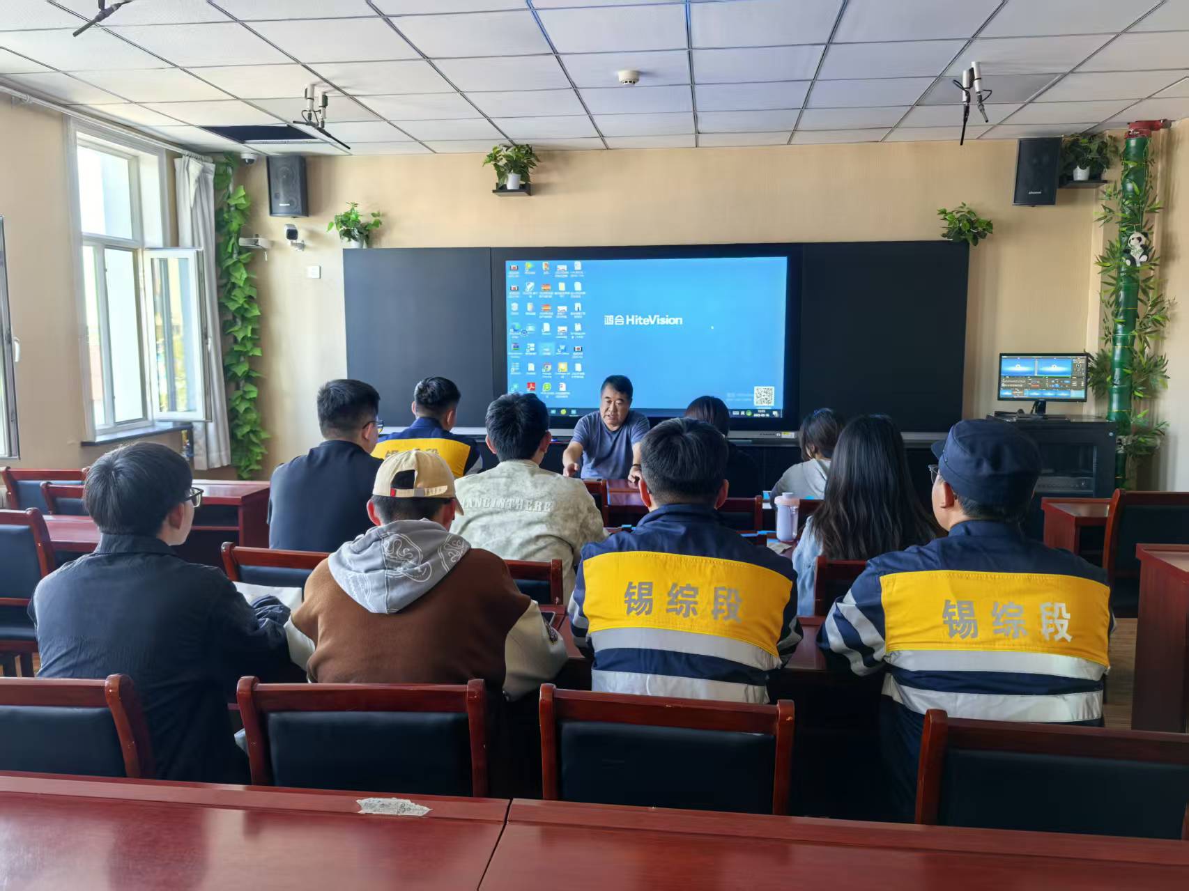 1758245683706733.jpg mmexport1758245609785.jpg