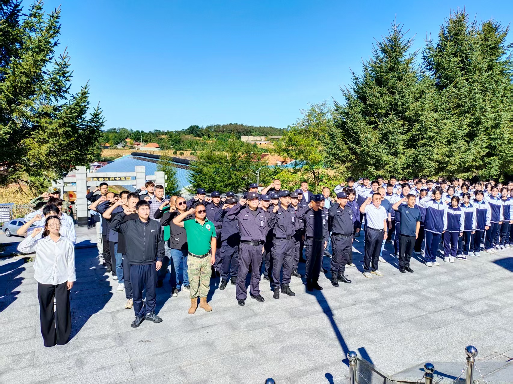 1758250751879080.jpg 56cb9553edff92dd94fd6bf3194a04aa.jpg