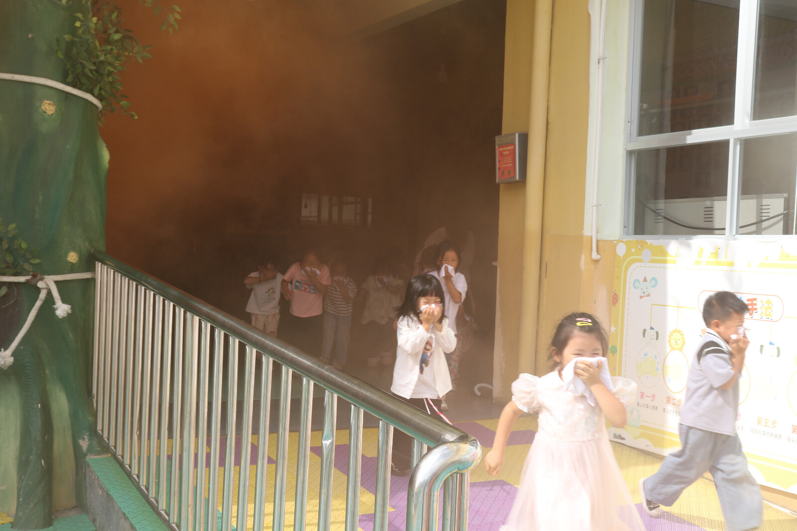 1758266339823959.png 图片1.png