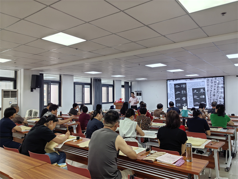 清水冲社区：党建统领聚合力 笔墨瀚香进社区第五期.jpg