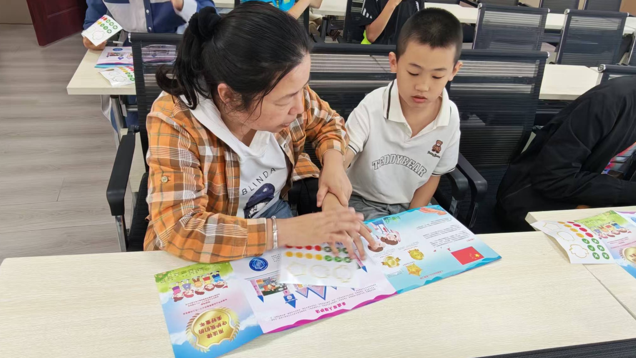 1758289531533210.jpg 微信图片_20250919214115_639_93.jpg