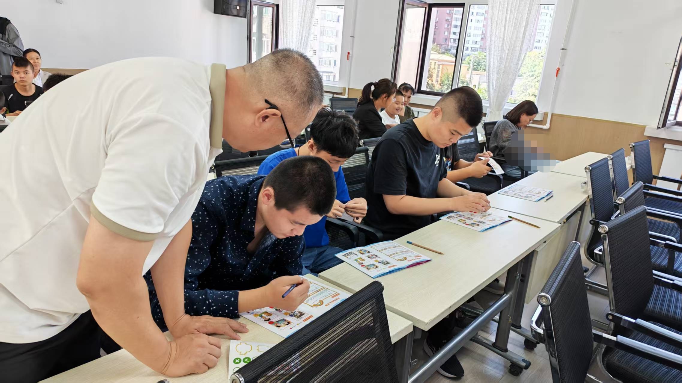 1758289545381684.jpg 微信图片_20250919214124_640_93.jpg