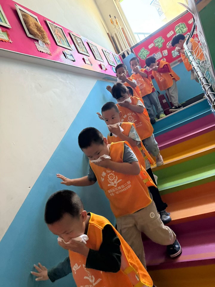 1758336724371284.jpg 1758336724371284.jpg