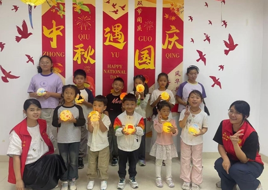 1758423574843095.png 4“手绘月球灯”DIY.png