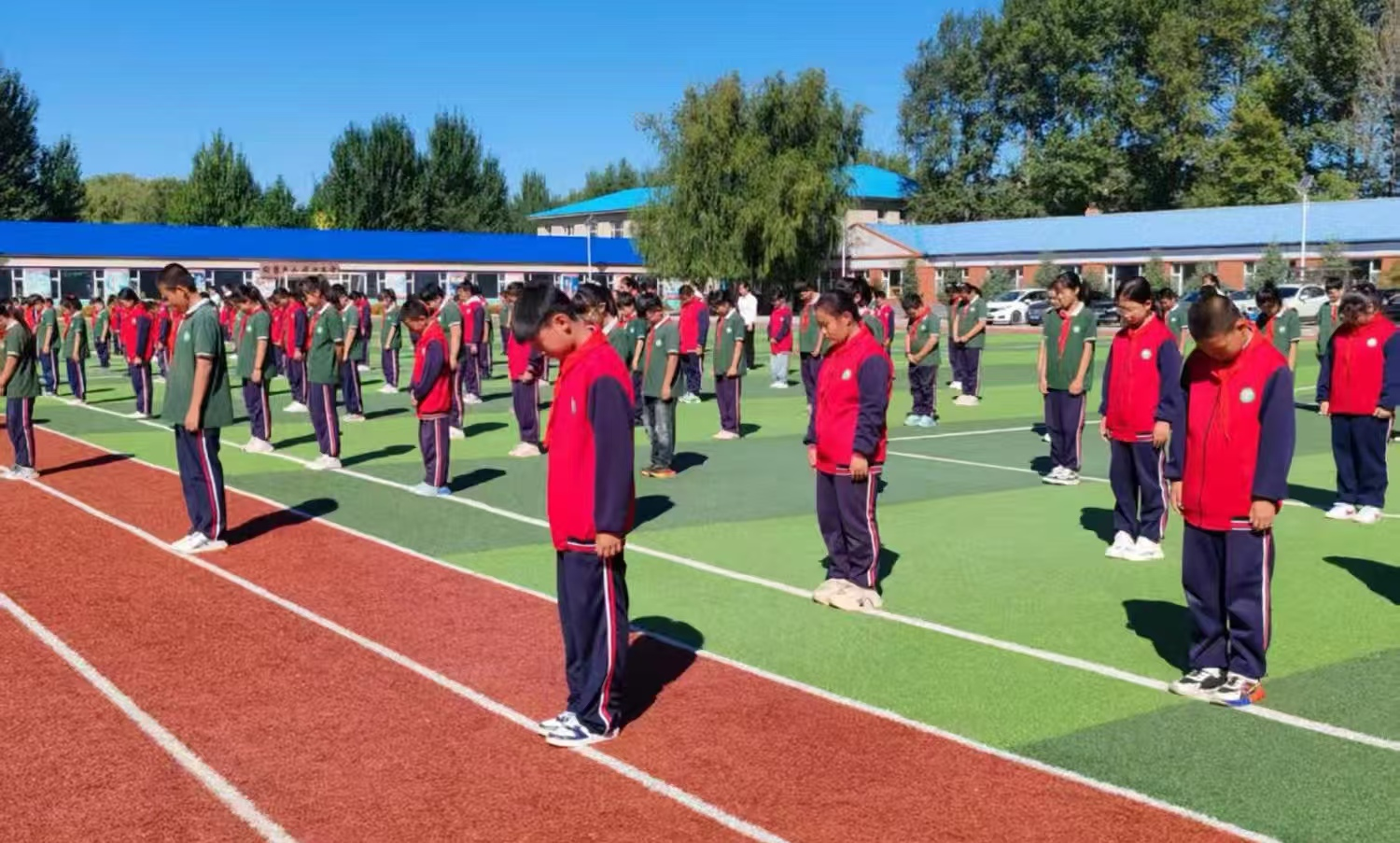 1758509593673589.png 图片5.png