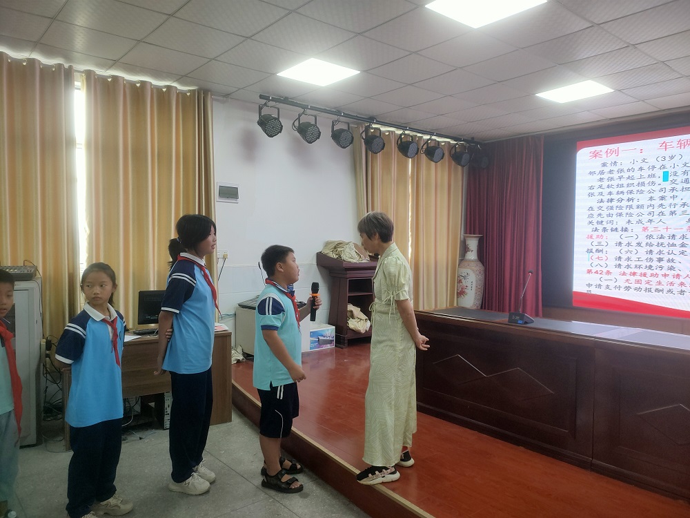 9月23日，永修县关工委开展秋季法治第一课活动 (3).jpg