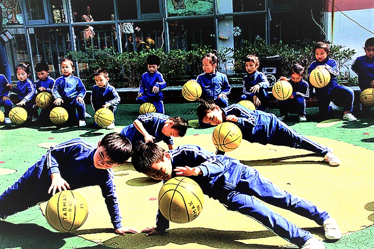 1759035292284929.jpg 1“少年球韵”迎国庆.JPG