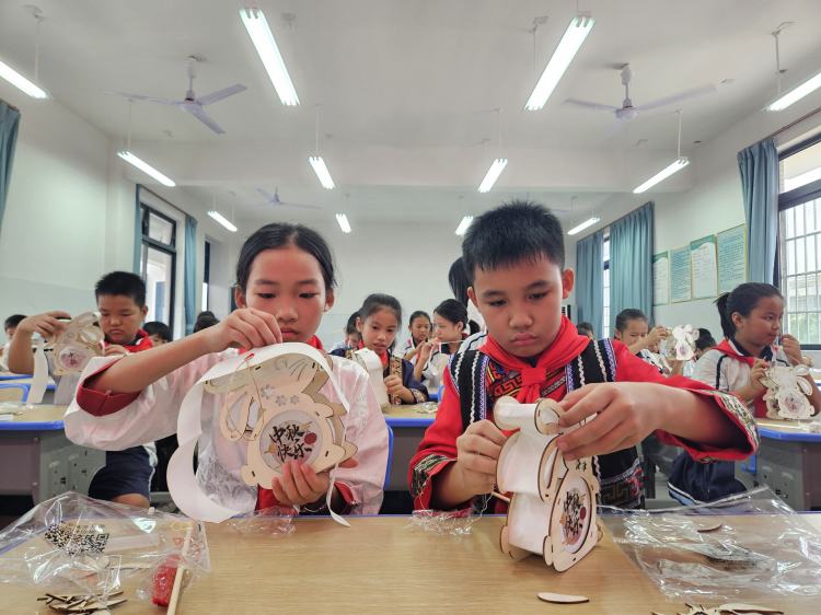 1759760613969715.jpg 2.jpg