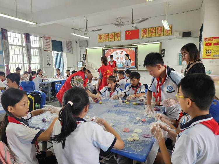 1759760653641526.jpg 4.jpg