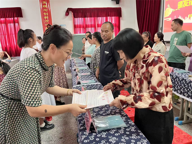 1760273585458239.jpg 2.jpg