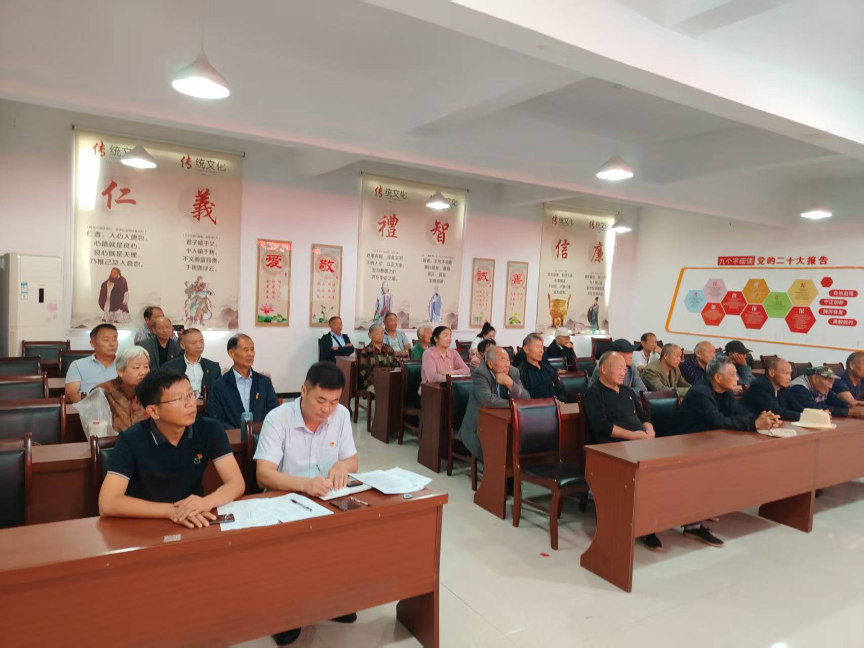 1761117525167644.jpg 微信图片_20251022151814_256_138.jpg