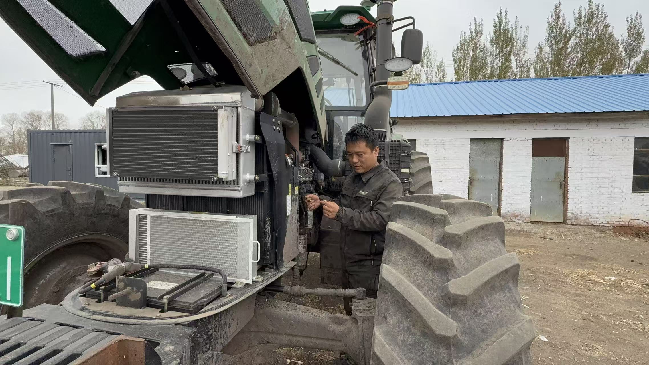 农机检修 (1).jpg