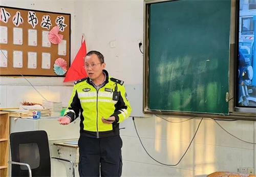 1761206085207157.jpg e4f1ac0b3cc9d15f6c8b50f6b307a43c_看图王.jpg