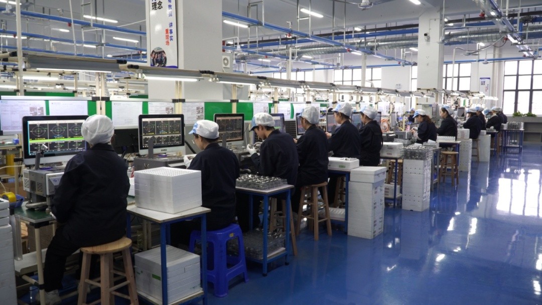 1761255373418330.jpg 小巨人1.jpg