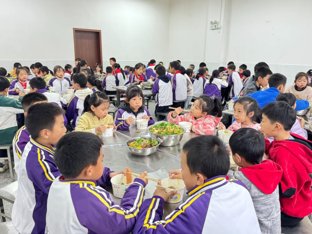 1761634395125354.webp 640 (8).webp