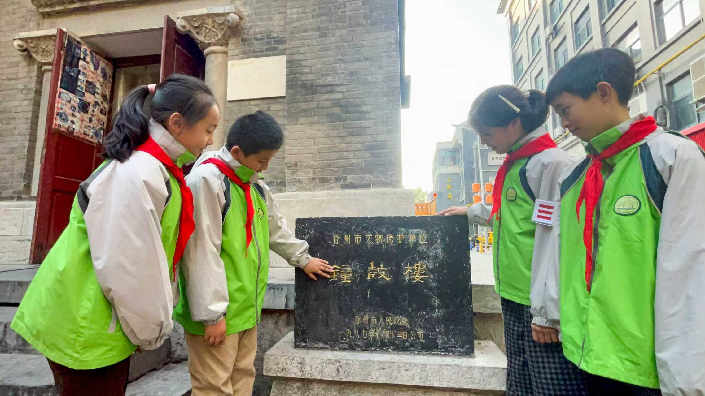 1762238445802285.jpg fae23b1964cb5c249ee4df2bae2897c8.jpg