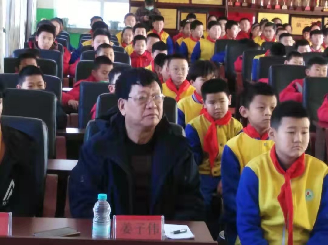 1762388082338619.jpg 司法局关工委与法制辅导员到杨靖宇小学开展法治教育活动.jpg