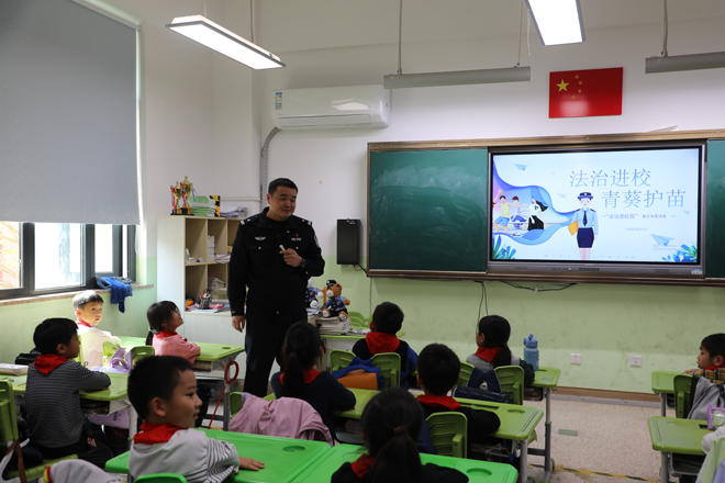 1763361255140699.jpg 滨湖派出所普法进校园图片1=.jpg