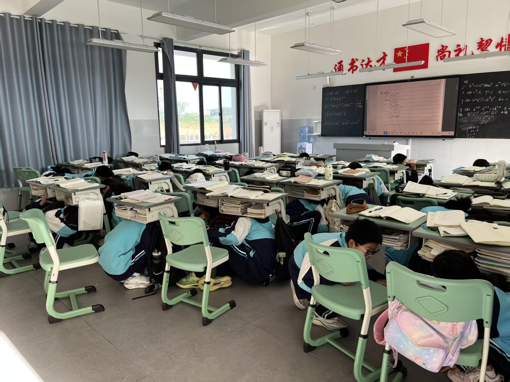 1764203109271138.jpg 微信图片_20251126155434_4_100.jpg