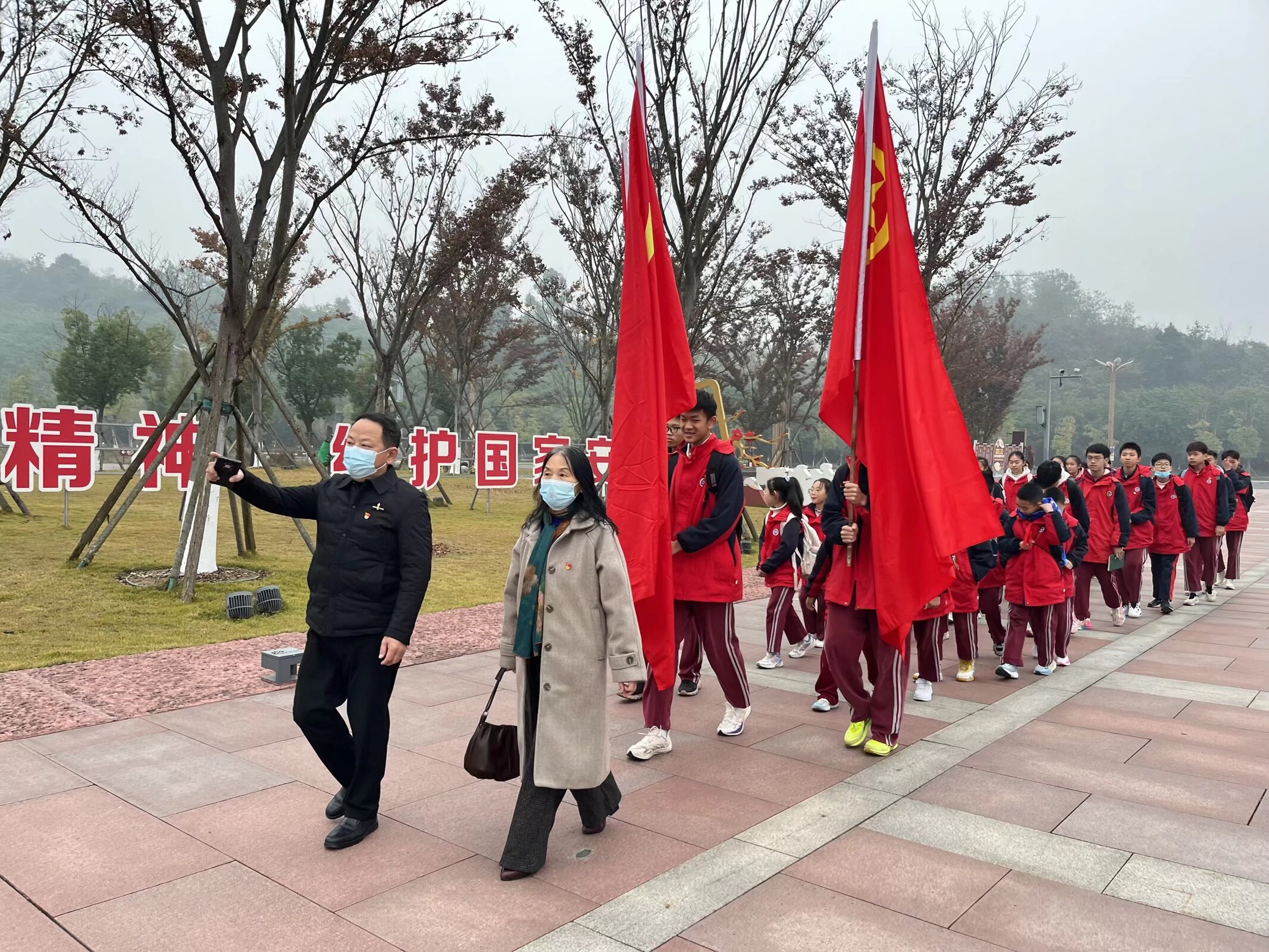 1765350674752294.jpg CCFEE9C3A616D27933A313B7825C9599.jpg