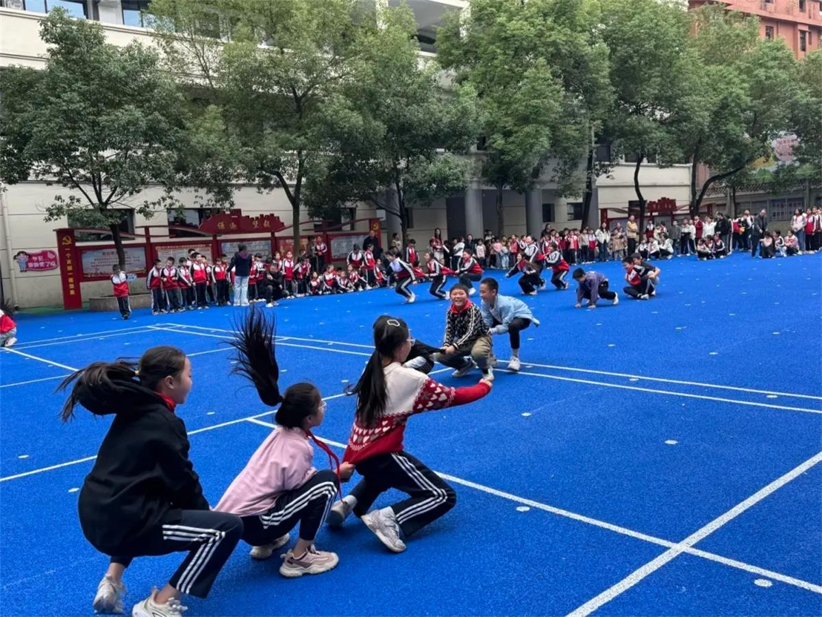 1766985314919782.jpg 微信图片_20251213154531_810_121.jpg