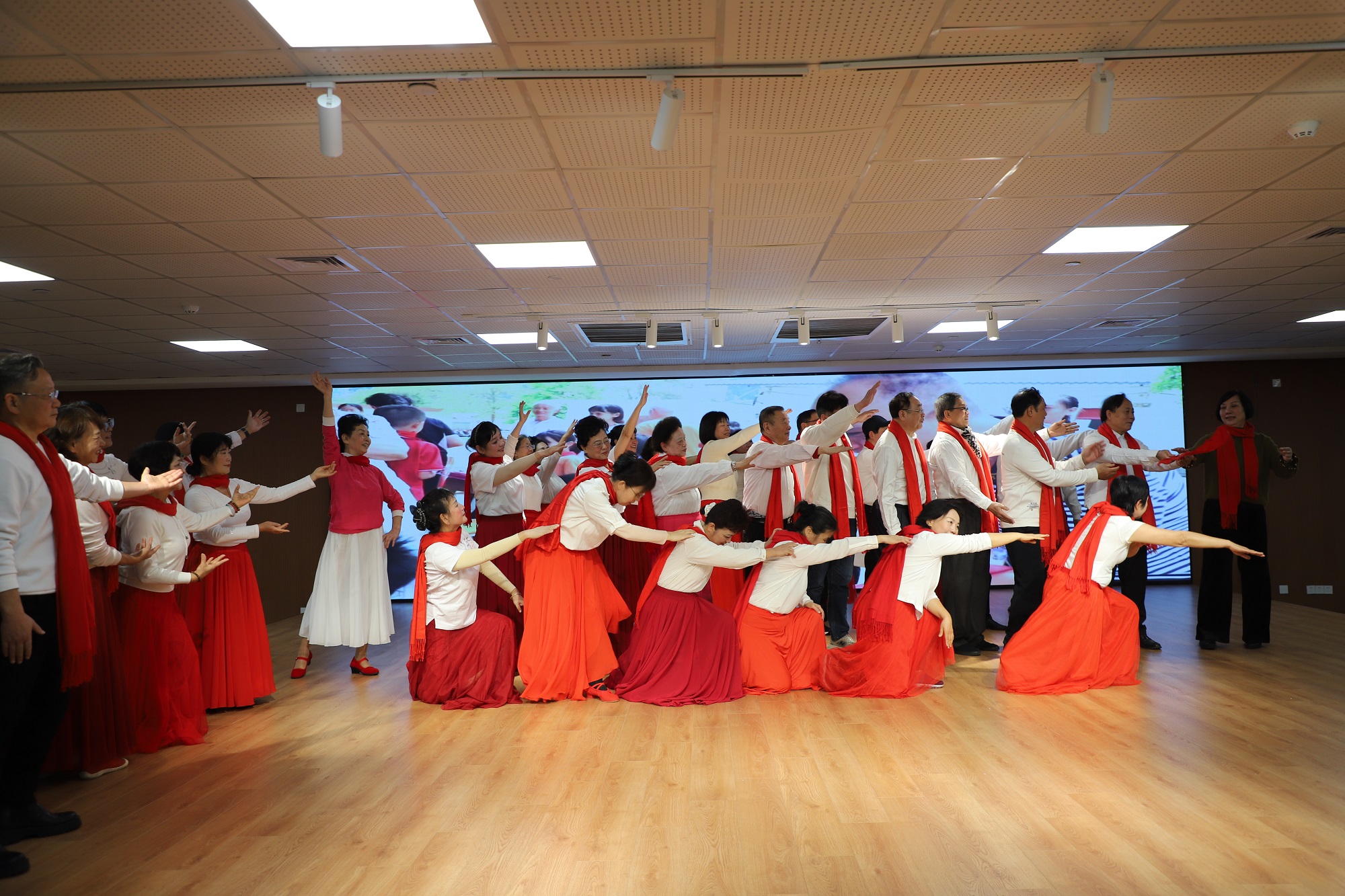 1769682525905968.jpg 6.jpg