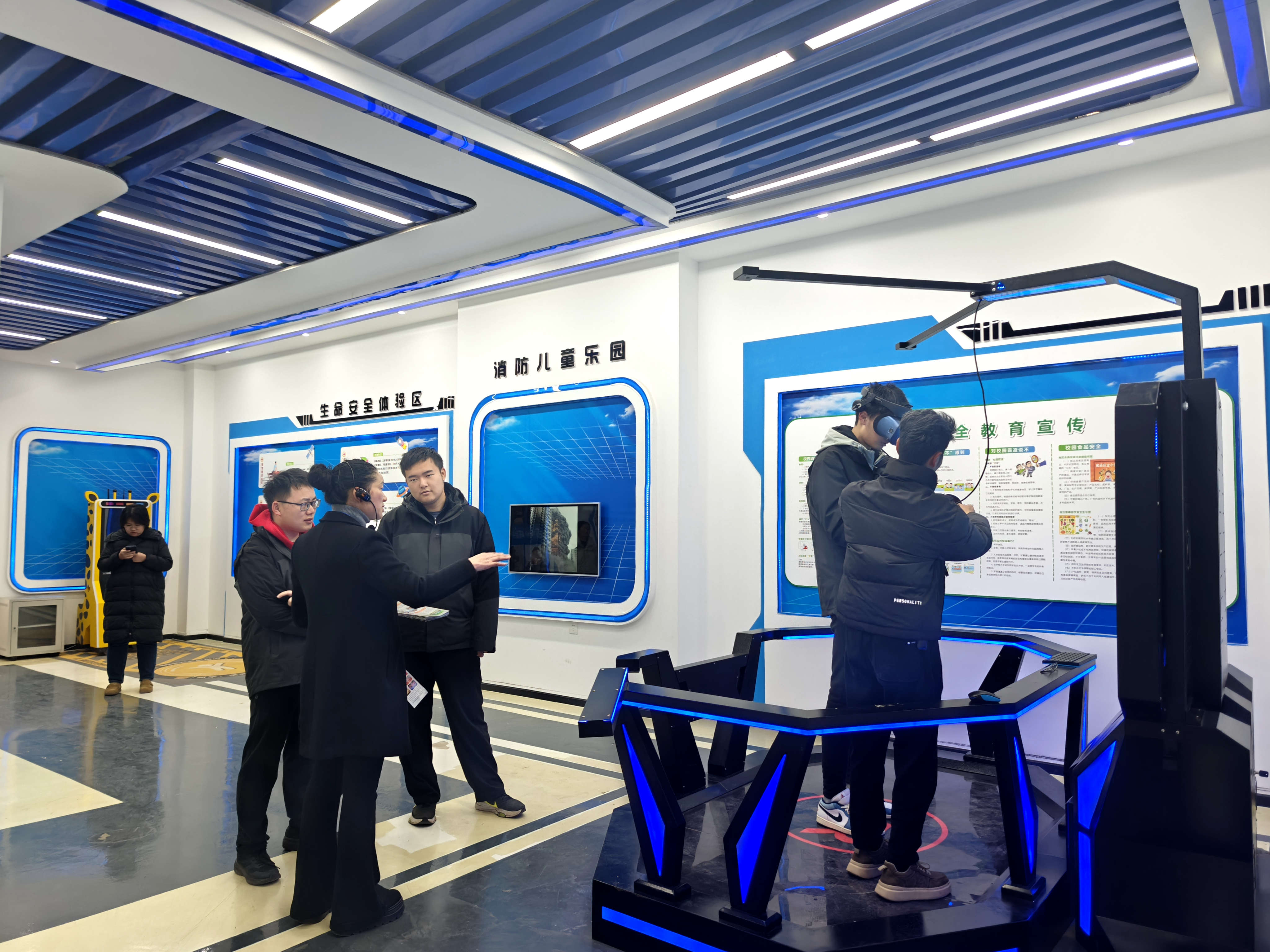 1769756356612802.jpg C1DCA8104A60794F99FA23B136EB06E2.jpg