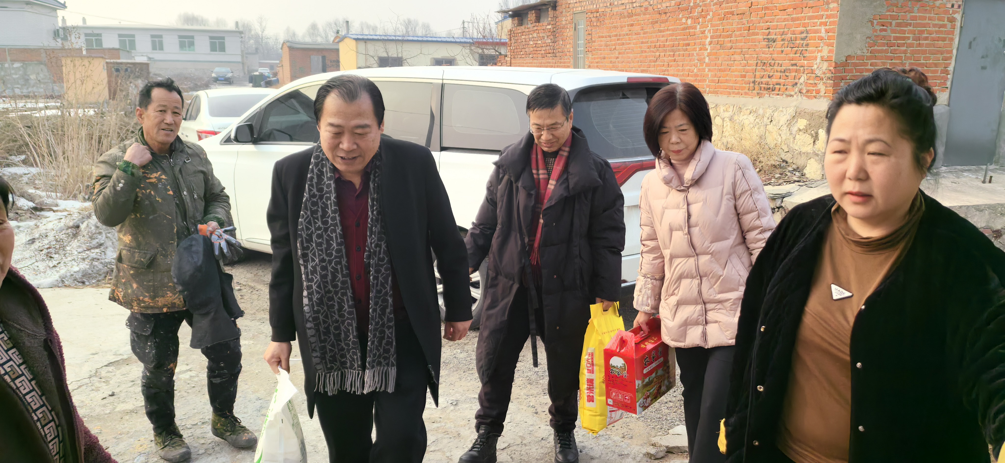 1770183226181293.jpg 41e24b2eb5d95d0d24edb59e091cfba7.jpg