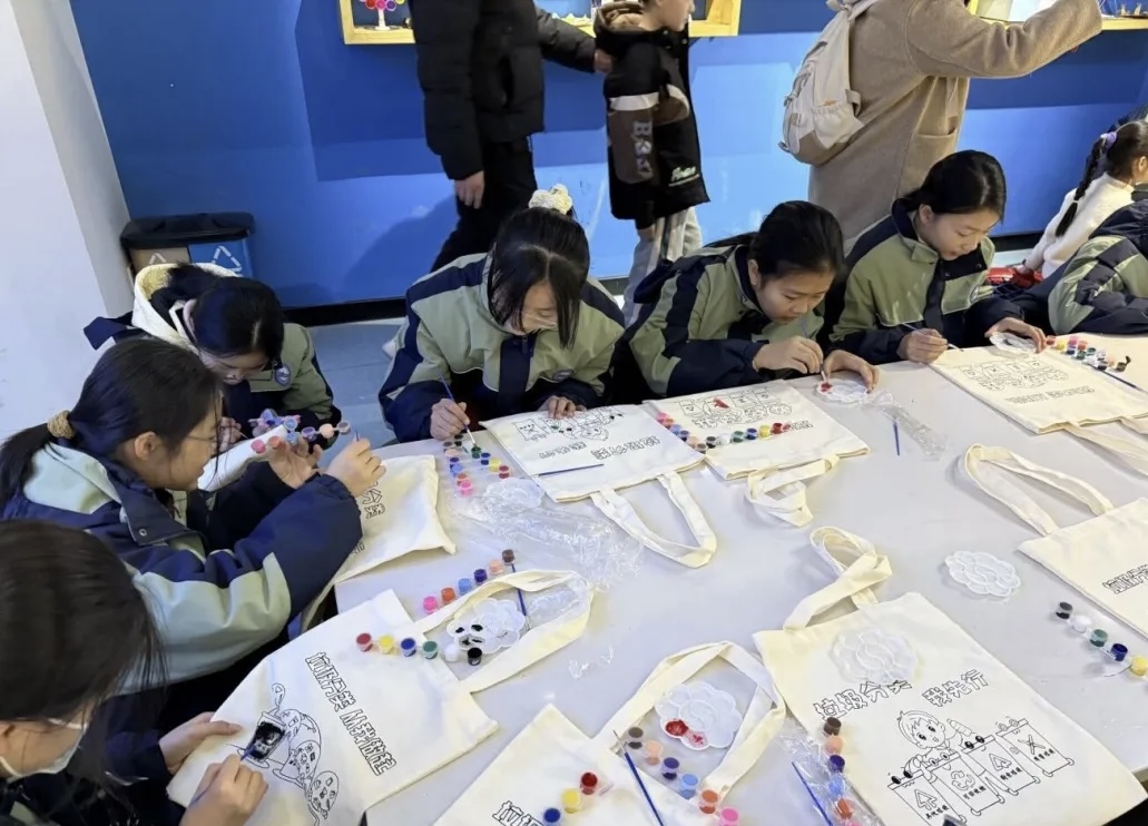 环保布袋涂鸦活动.jpg