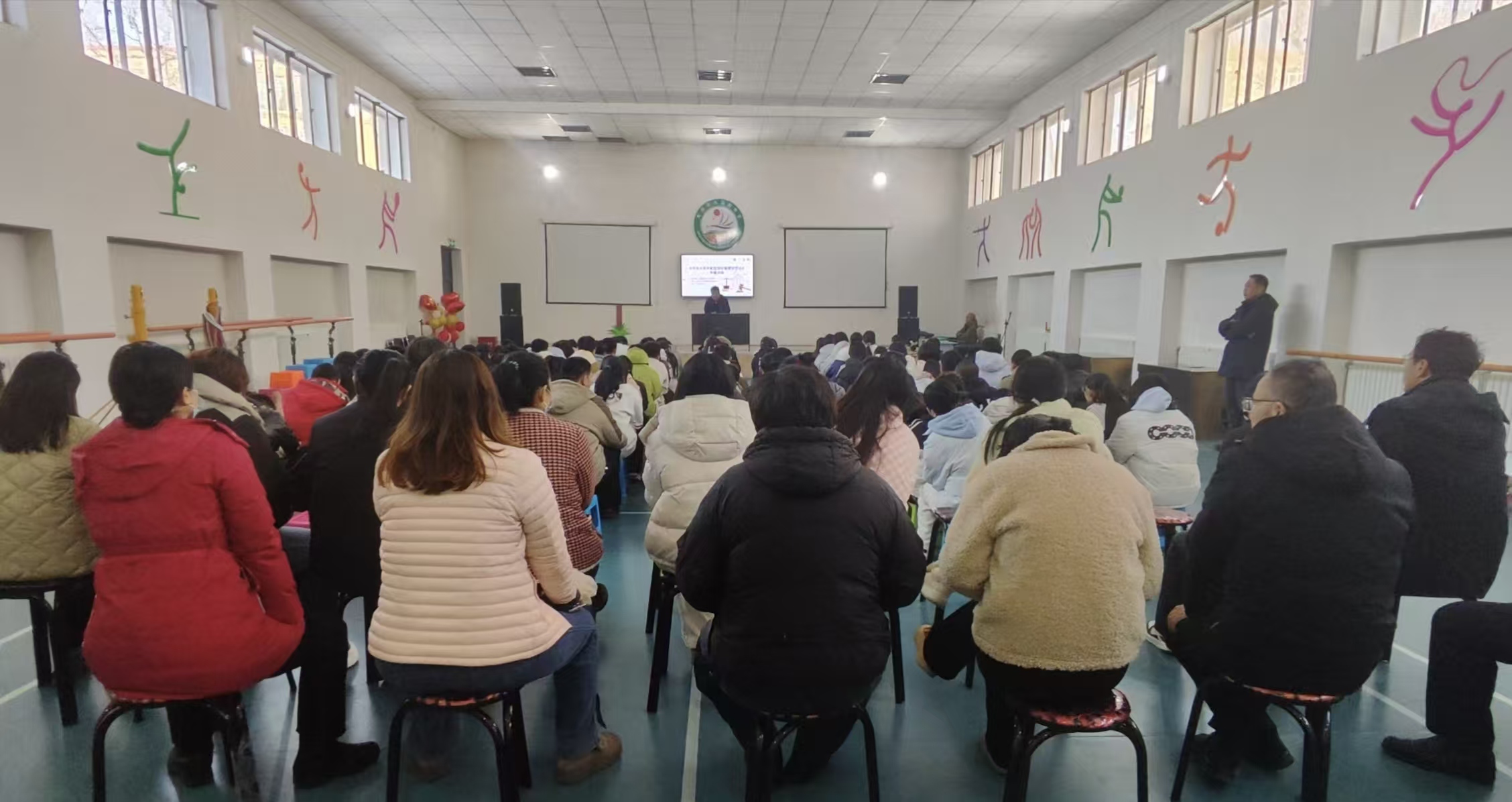 1772762844177095.jpg 大庆市八百垧中学开展普法宣讲活动 (1).jpg