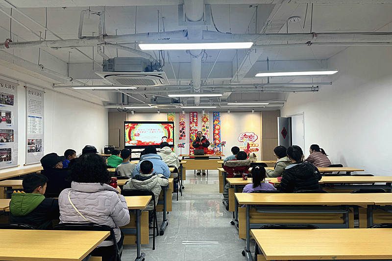 1772765939143684.jpg 江苏省南京市玄武区孝陵卫街道卫岗社区“欢聚做灯笼,元宵情意浓”儿童创意手工活动(1).jpg