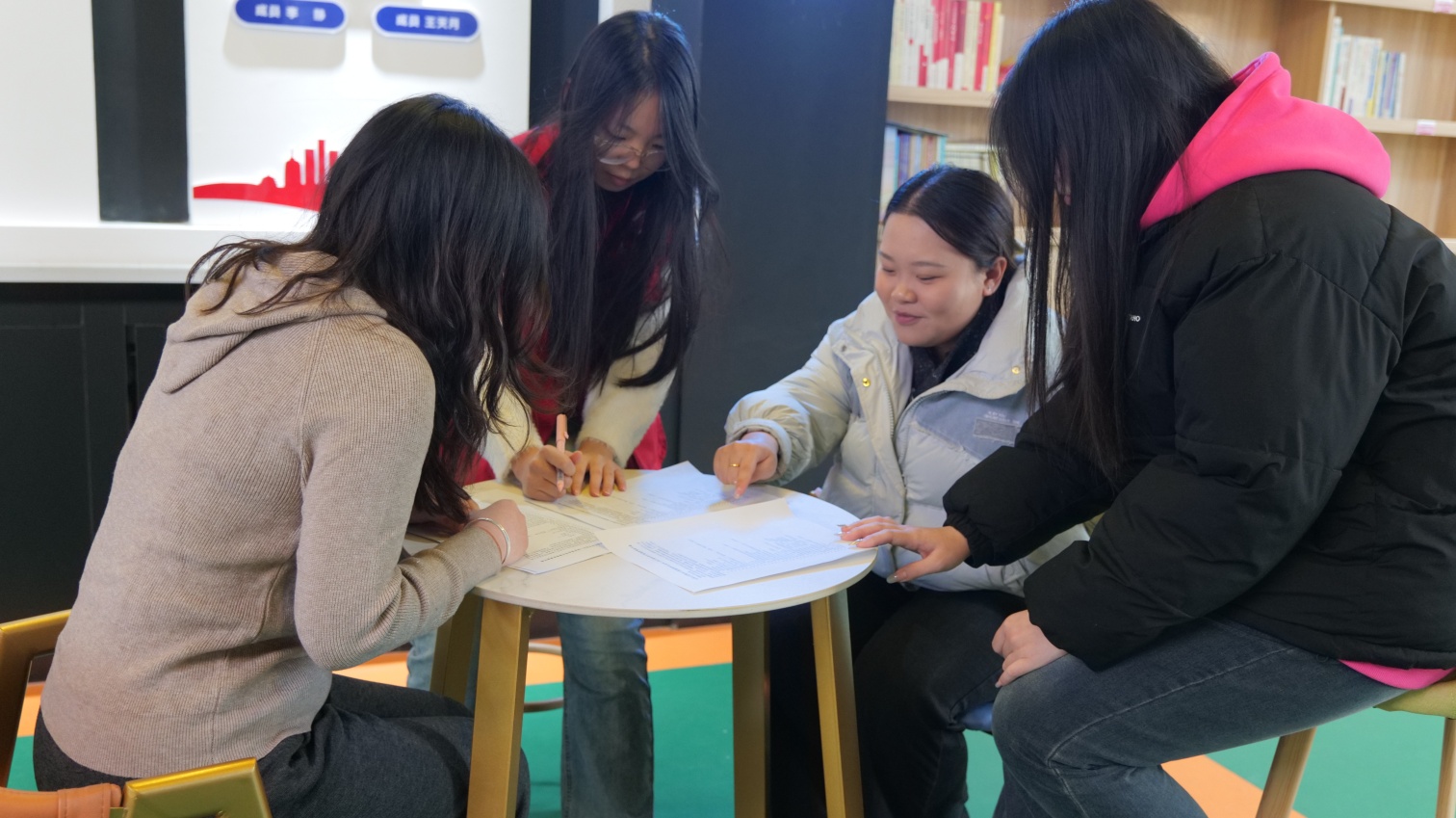 草原兰哈达协会“倾听心声，精准赋能”活动照片2_副本.jpg