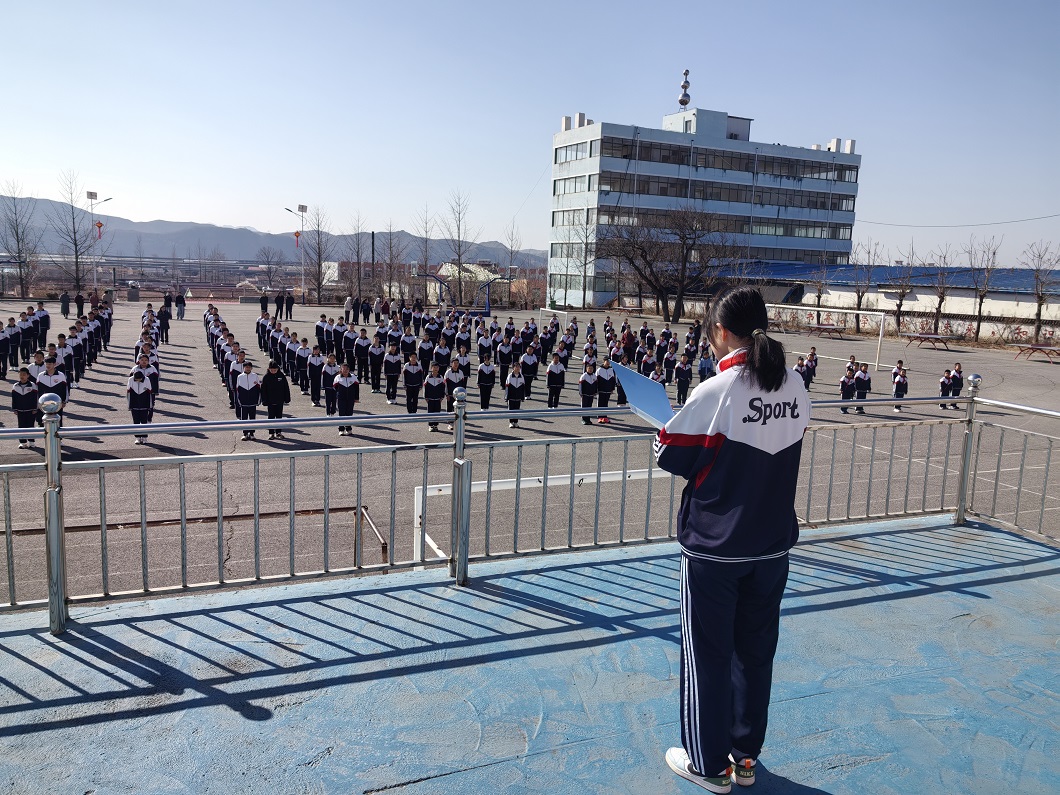 1774165840735415.jpg 古校学雷锋3.jpg