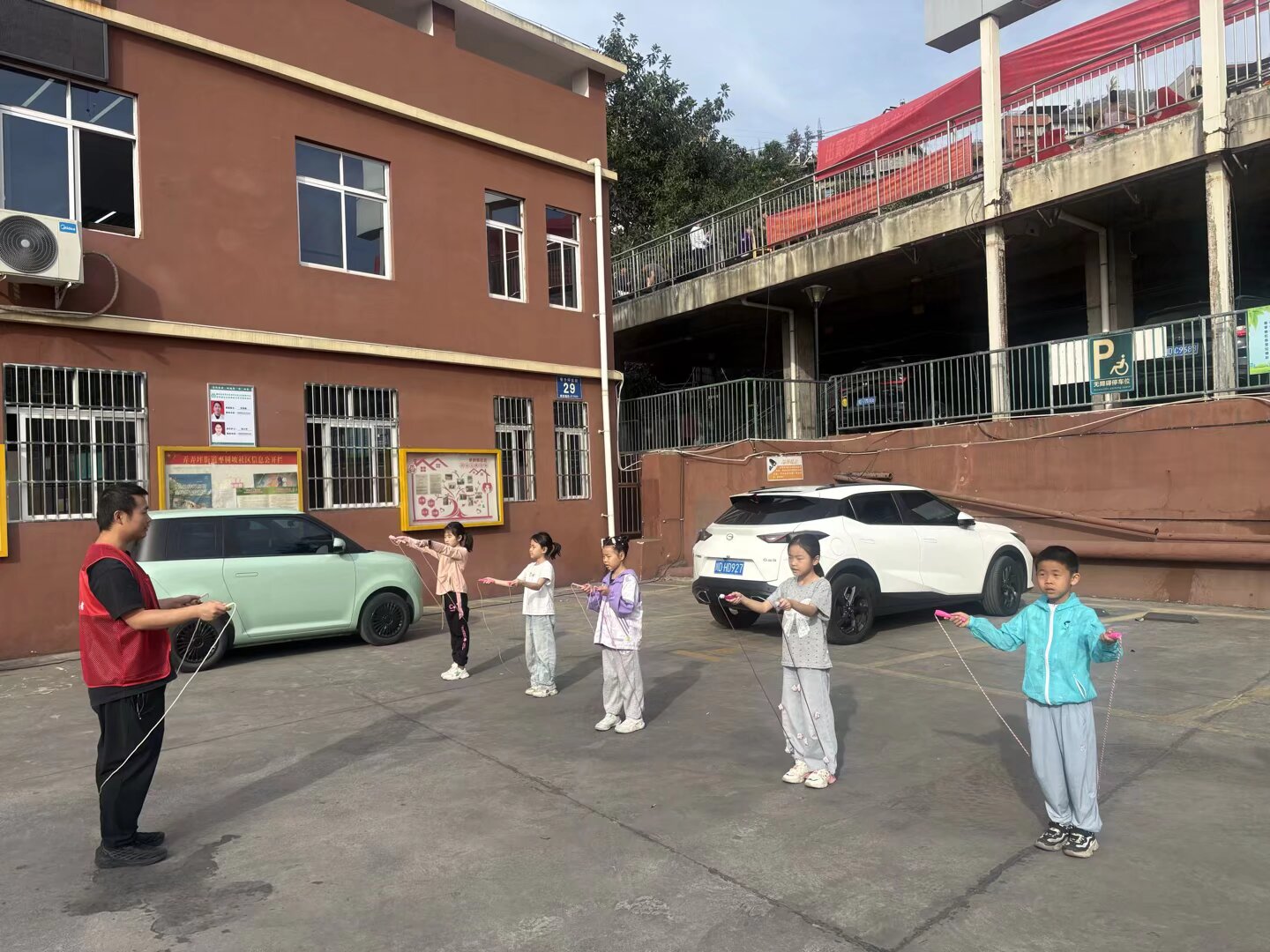 跳绳1.jpeg
